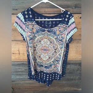 Lucky brand tee size M